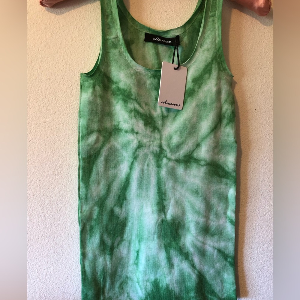 Olivaceous Tie dyed Tank size small New!